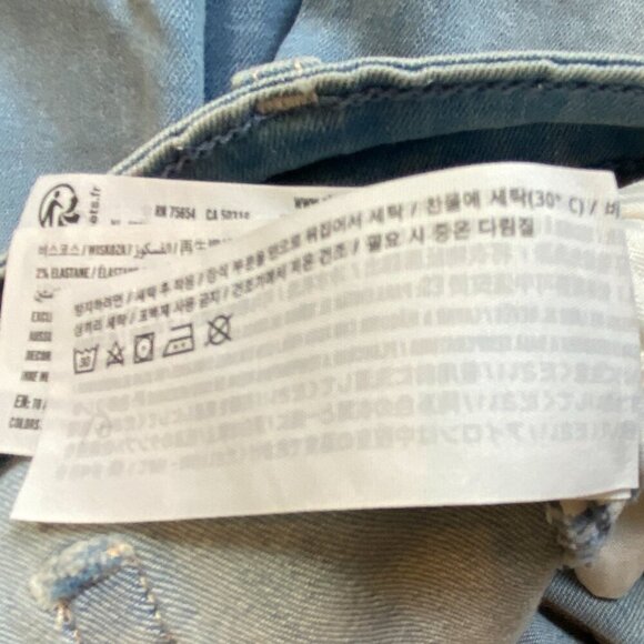 Bundle of  Hollister Sz M Tee Top & Distressed Skinny Jeans 4x27R #86N - Picture 6 of 6